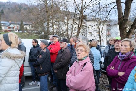 Javno pismo ministrici za zdravje in miren shod v podporo zoper ukinitvi Nujne medicinske pomoči Kamnik (46)